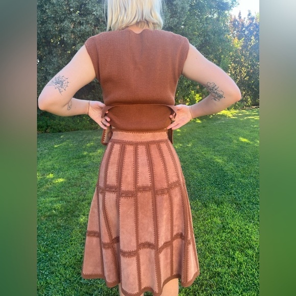 RUFFIAN’S - Women’s vintage 1960s Ruffians brown suede leather - Picture 4 of 13